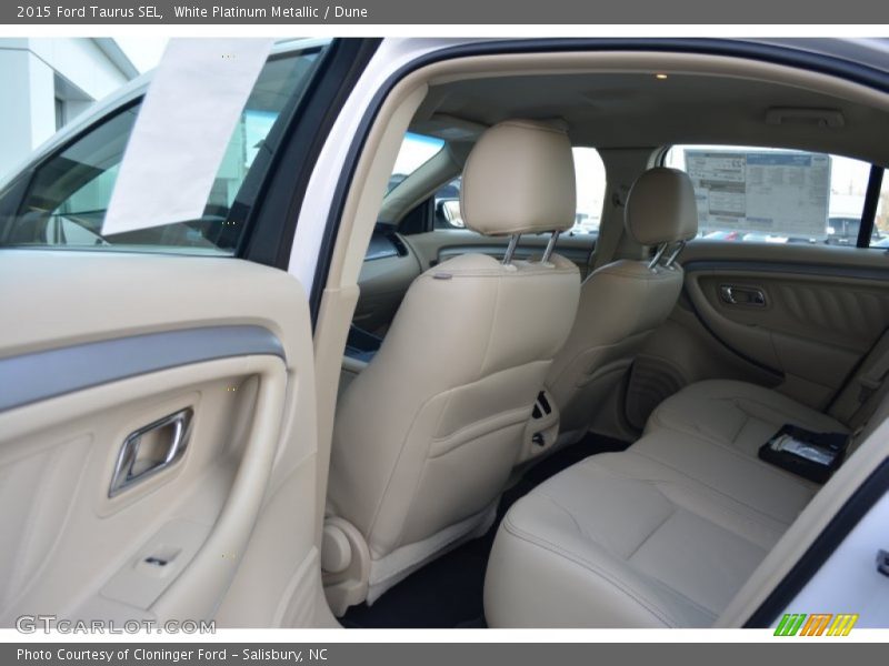 White Platinum Metallic / Dune 2015 Ford Taurus SEL