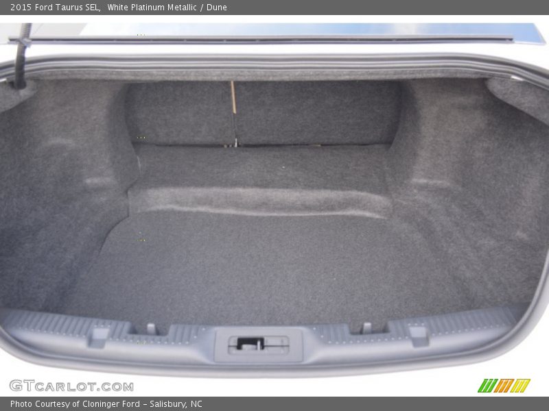 White Platinum Metallic / Dune 2015 Ford Taurus SEL