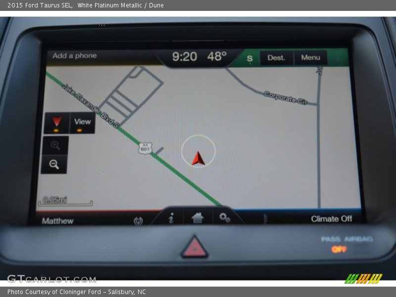 White Platinum Metallic / Dune 2015 Ford Taurus SEL