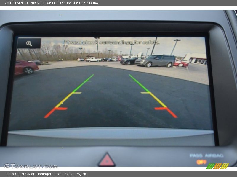 White Platinum Metallic / Dune 2015 Ford Taurus SEL