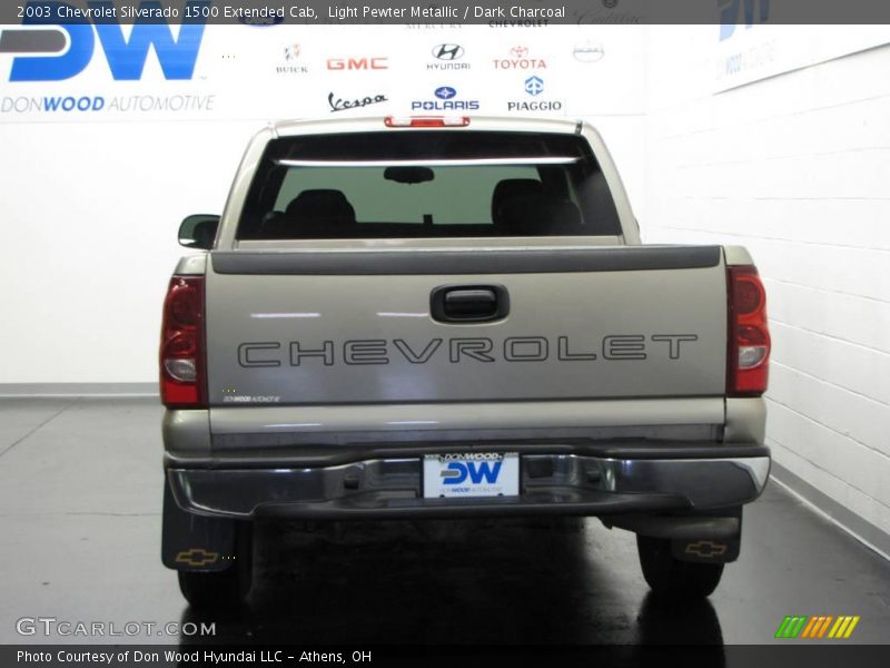 Light Pewter Metallic / Dark Charcoal 2003 Chevrolet Silverado 1500 Extended Cab