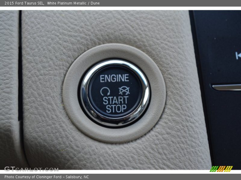 White Platinum Metallic / Dune 2015 Ford Taurus SEL
