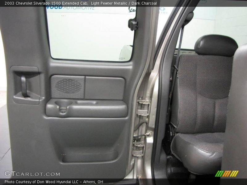 Light Pewter Metallic / Dark Charcoal 2003 Chevrolet Silverado 1500 Extended Cab
