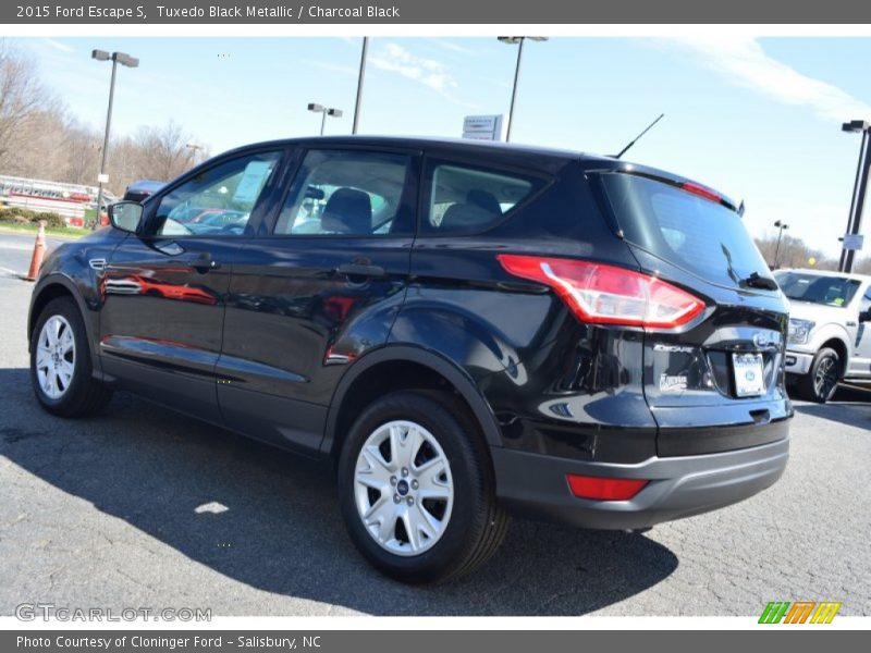 Tuxedo Black Metallic / Charcoal Black 2015 Ford Escape S