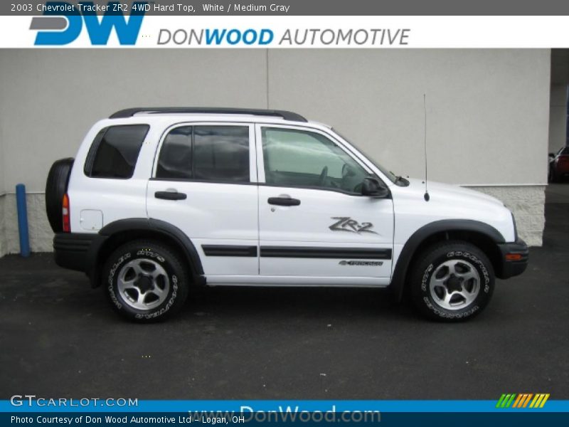 White / Medium Gray 2003 Chevrolet Tracker ZR2 4WD Hard Top