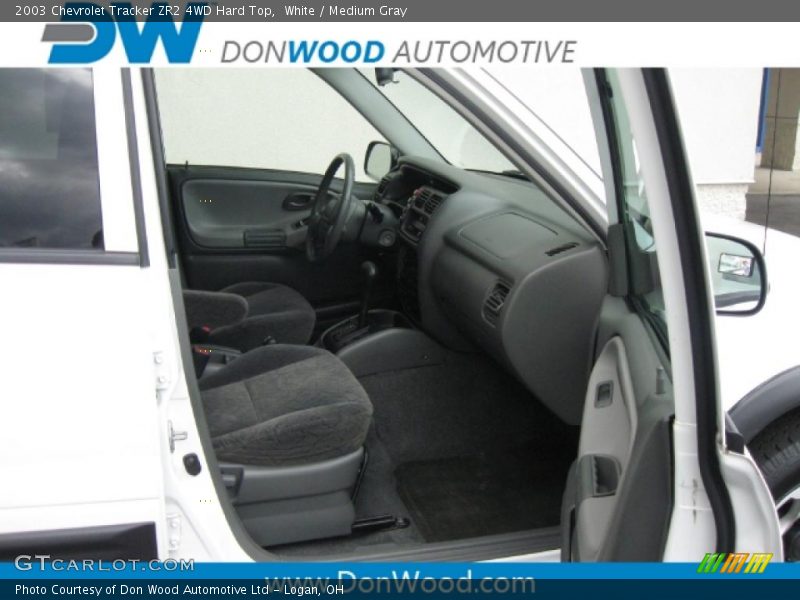 White / Medium Gray 2003 Chevrolet Tracker ZR2 4WD Hard Top