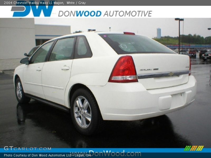 White / Gray 2004 Chevrolet Malibu Maxx LS Wagon