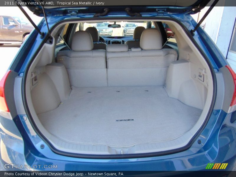 Tropical Sea Metallic / Ivory 2011 Toyota Venza V6 AWD