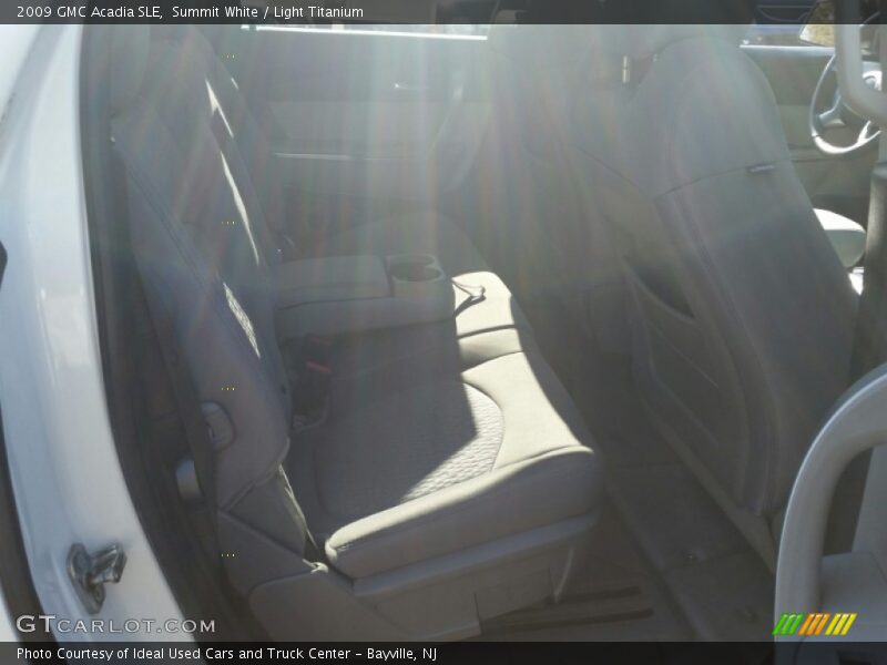 Summit White / Light Titanium 2009 GMC Acadia SLE