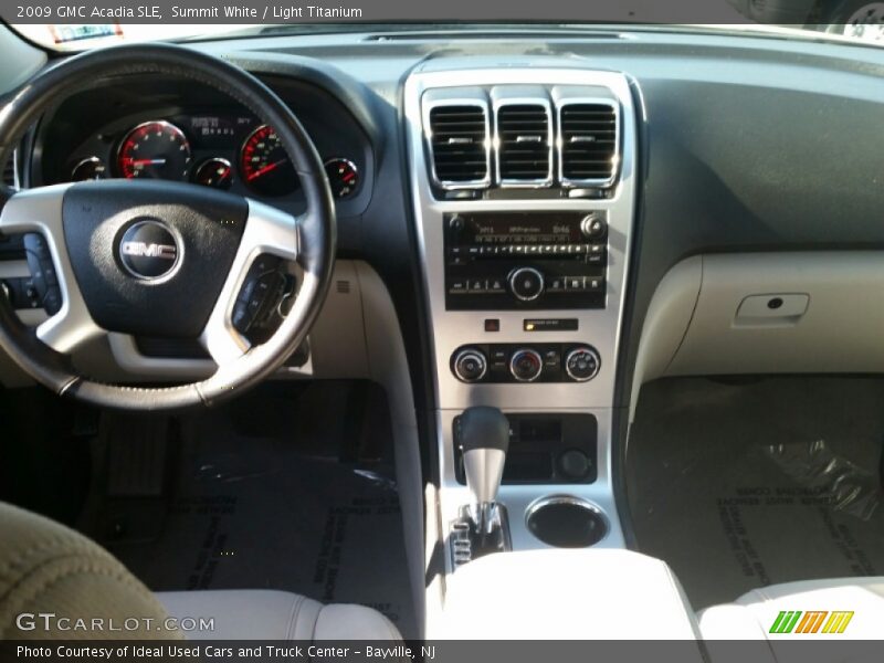 Summit White / Light Titanium 2009 GMC Acadia SLE