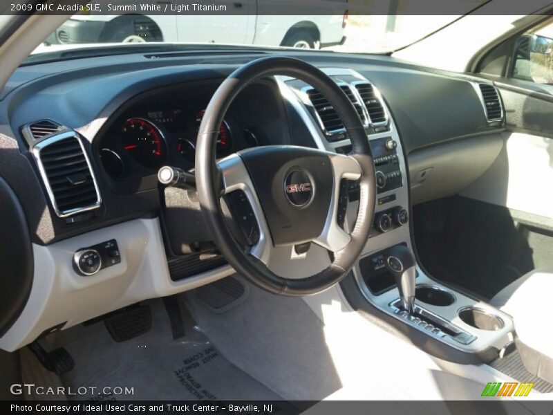 Summit White / Light Titanium 2009 GMC Acadia SLE