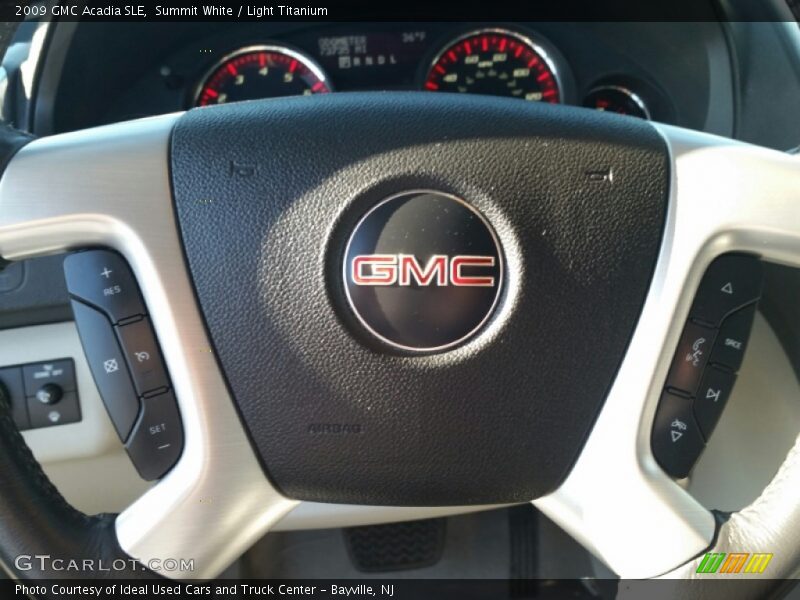 Summit White / Light Titanium 2009 GMC Acadia SLE