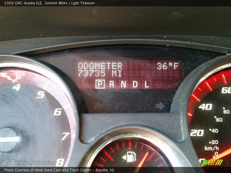 Summit White / Light Titanium 2009 GMC Acadia SLE