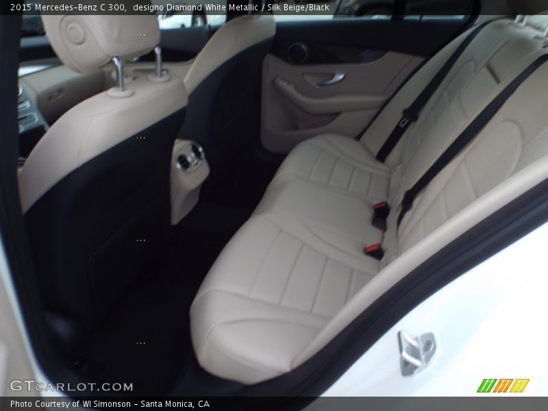 designo Diamond White Metallic / Silk Beige/Black 2015 Mercedes-Benz C 300