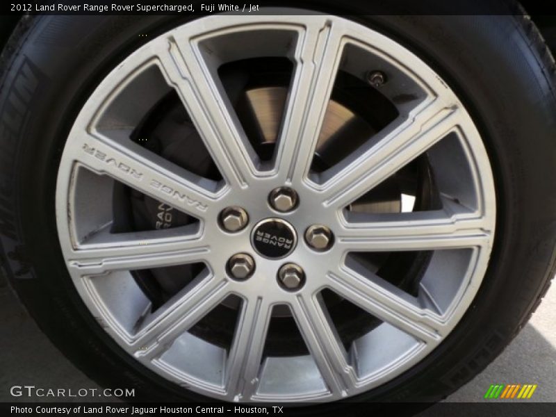 Fuji White / Jet 2012 Land Rover Range Rover Supercharged