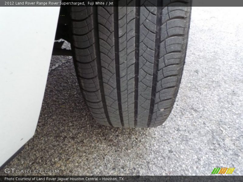 Fuji White / Jet 2012 Land Rover Range Rover Supercharged