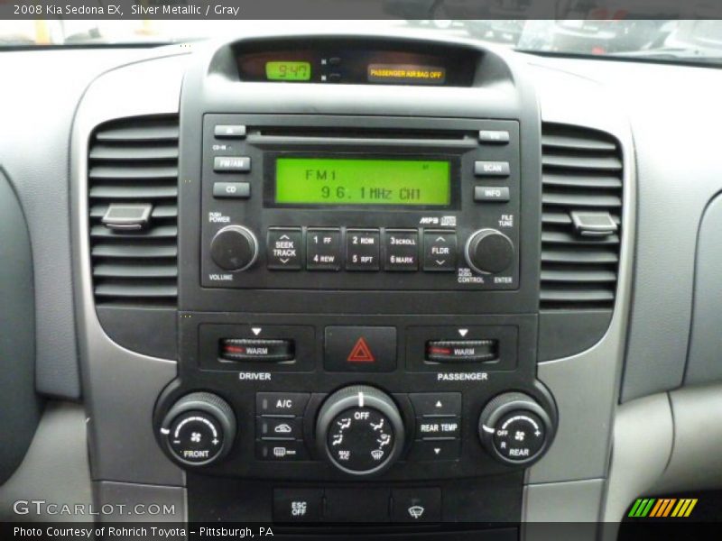 Silver Metallic / Gray 2008 Kia Sedona EX