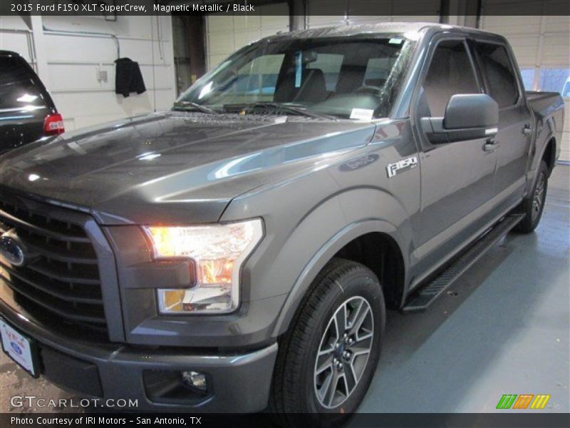 Magnetic Metallic / Black 2015 Ford F150 XLT SuperCrew