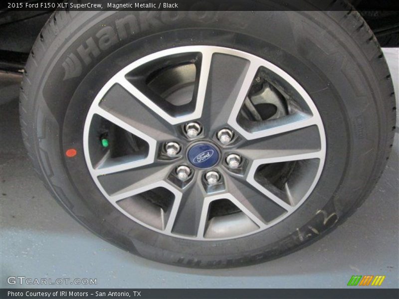 Magnetic Metallic / Black 2015 Ford F150 XLT SuperCrew