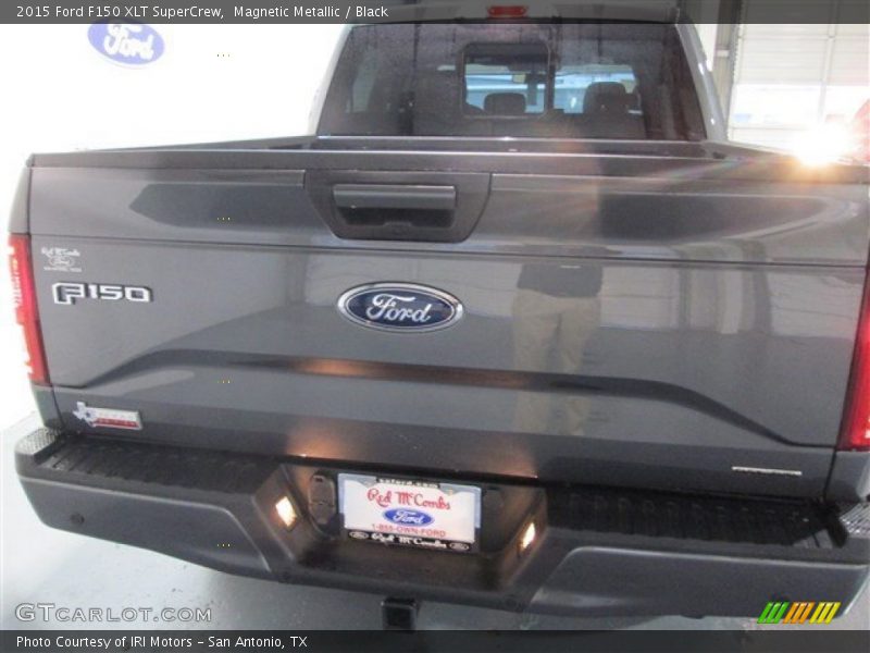 Magnetic Metallic / Black 2015 Ford F150 XLT SuperCrew