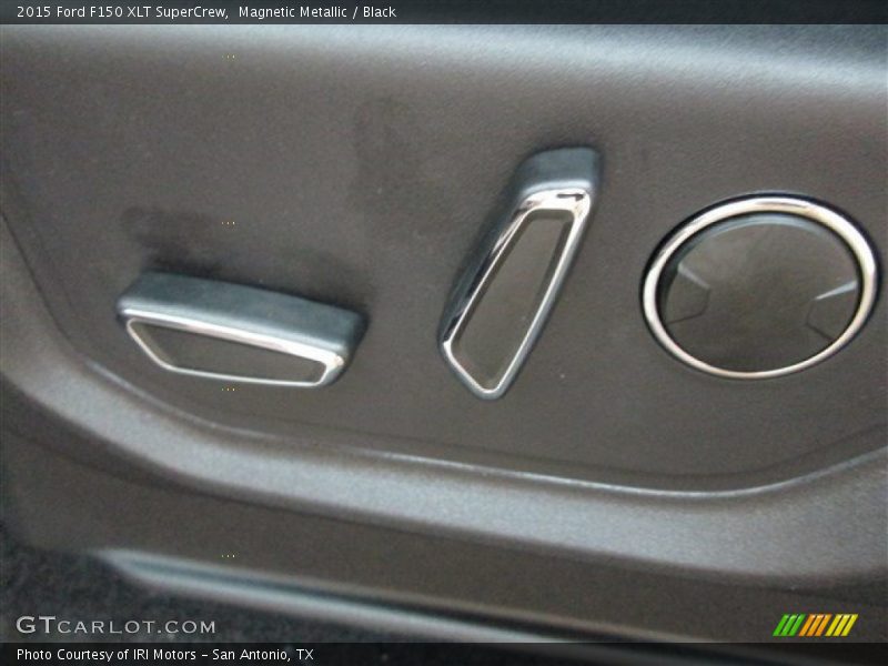 Magnetic Metallic / Black 2015 Ford F150 XLT SuperCrew