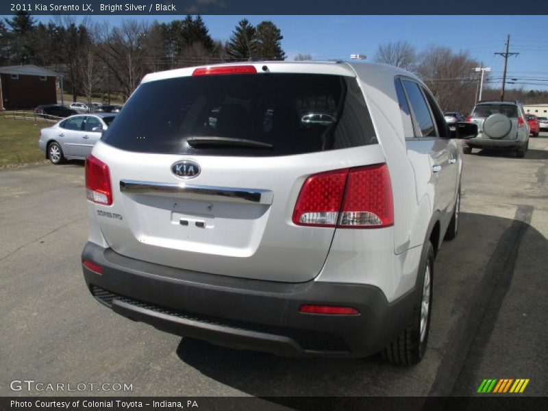 Bright Silver / Black 2011 Kia Sorento LX