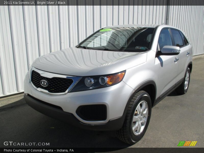 Bright Silver / Black 2011 Kia Sorento LX