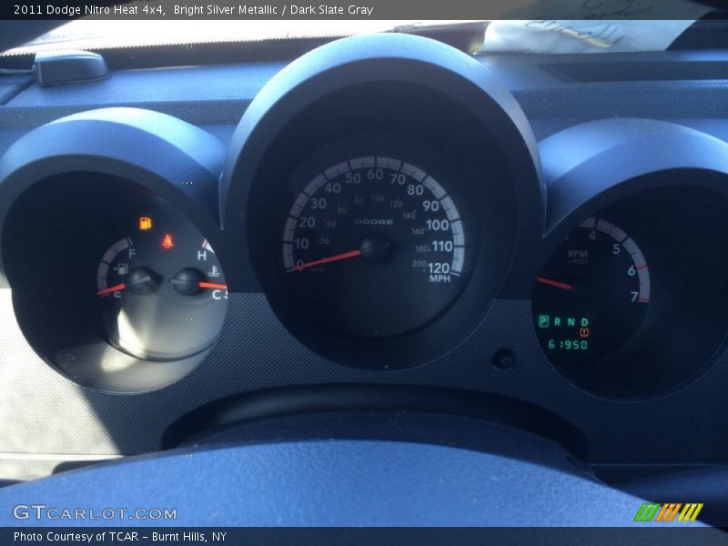 Bright Silver Metallic / Dark Slate Gray 2011 Dodge Nitro Heat 4x4