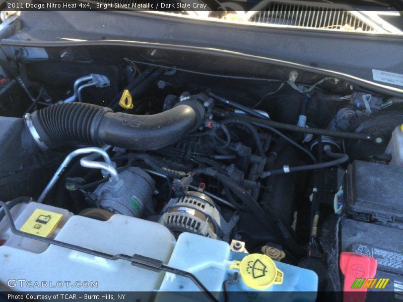 Bright Silver Metallic / Dark Slate Gray 2011 Dodge Nitro Heat 4x4