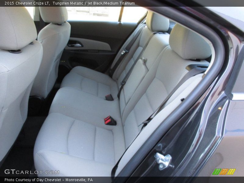 Tungsten Metallic / Jet Black/Medium Titanium 2015 Chevrolet Cruze LT