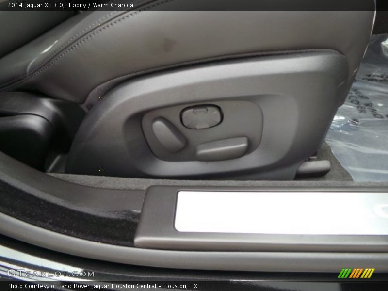 Ebony / Warm Charcoal 2014 Jaguar XF 3.0