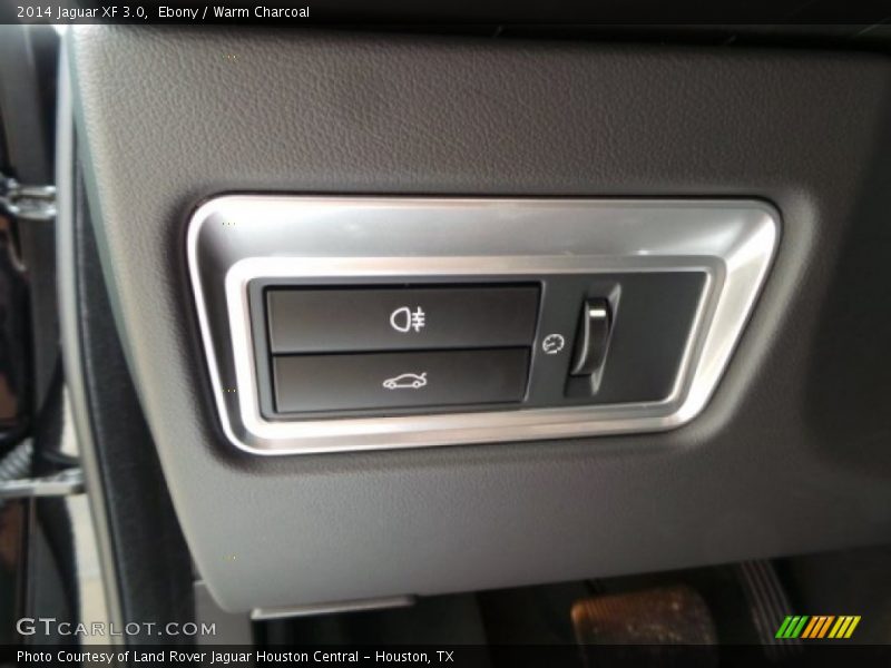 Ebony / Warm Charcoal 2014 Jaguar XF 3.0