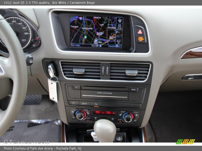 Ibis White / Cardamom Beige 2012 Audi Q5 2.0 TFSI quattro