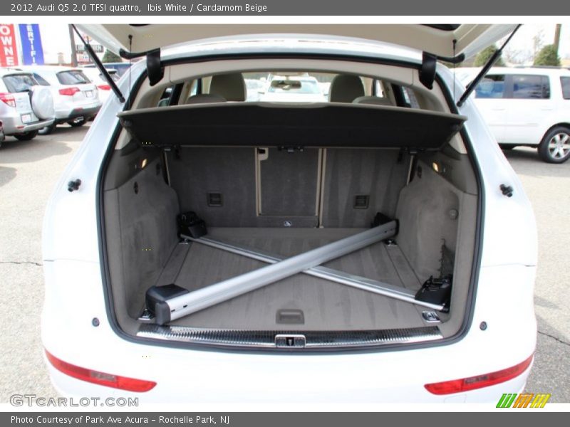 Ibis White / Cardamom Beige 2012 Audi Q5 2.0 TFSI quattro