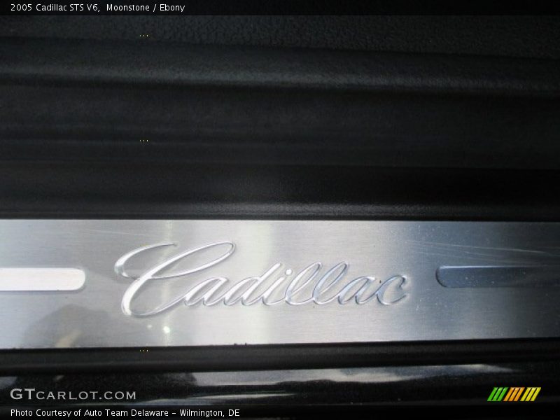 Moonstone / Ebony 2005 Cadillac STS V6