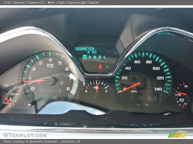 White / Dark Titanium/Light Titanium 2015 Chevrolet Traverse LTZ