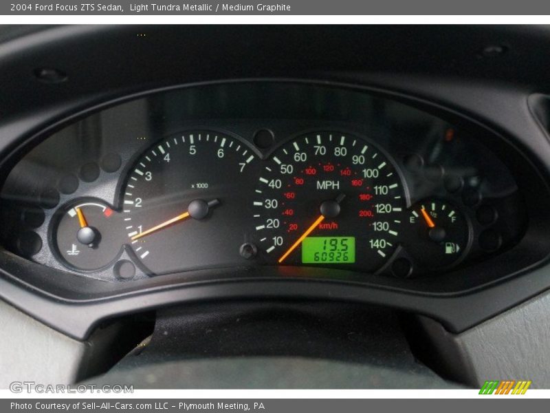 Light Tundra Metallic / Medium Graphite 2004 Ford Focus ZTS Sedan