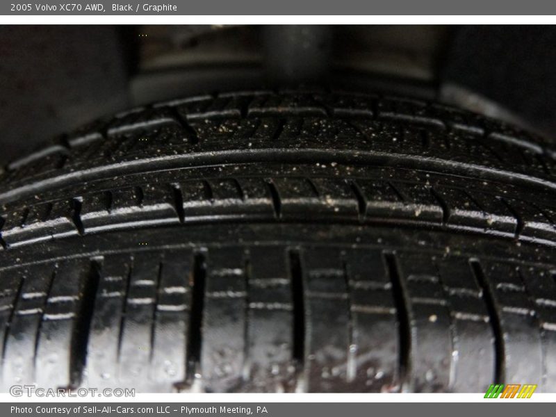 Black / Graphite 2005 Volvo XC70 AWD