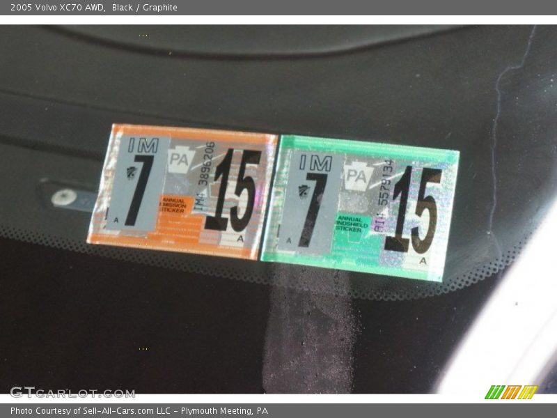 Black / Graphite 2005 Volvo XC70 AWD