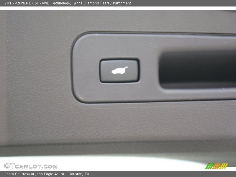 White Diamond Pearl / Parchment 2016 Acura MDX SH-AWD Technology