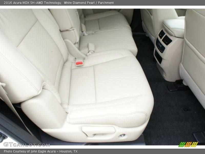 White Diamond Pearl / Parchment 2016 Acura MDX SH-AWD Technology