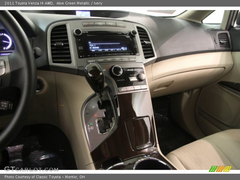 Aloe Green Metallic / Ivory 2011 Toyota Venza I4 AWD