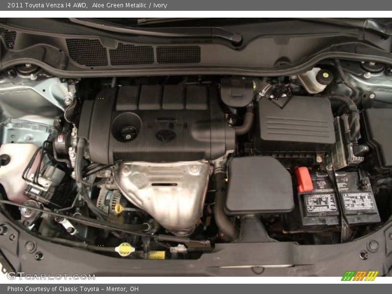 Aloe Green Metallic / Ivory 2011 Toyota Venza I4 AWD