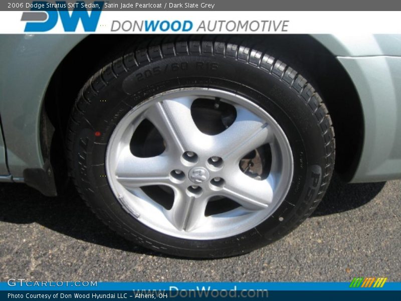 Satin Jade Pearlcoat / Dark Slate Grey 2006 Dodge Stratus SXT Sedan