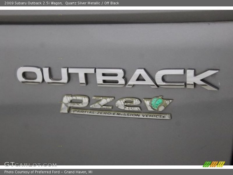 Quartz Silver Metallic / Off Black 2009 Subaru Outback 2.5i Wagon