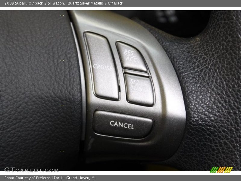 Quartz Silver Metallic / Off Black 2009 Subaru Outback 2.5i Wagon
