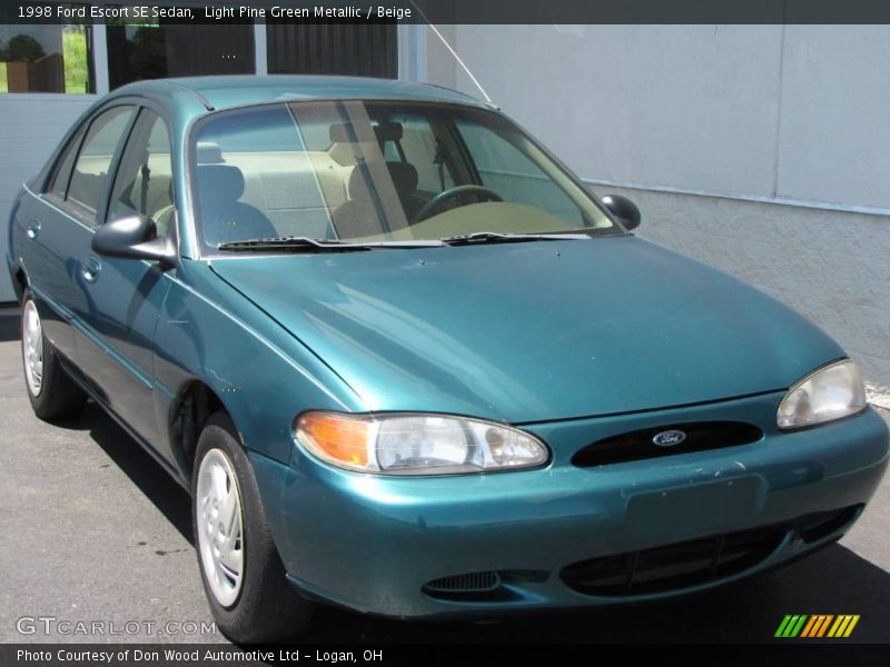 Light Pine Green Metallic / Beige 1998 Ford Escort SE Sedan