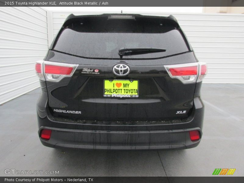 Attitude Black Metallic / Ash 2015 Toyota Highlander XLE