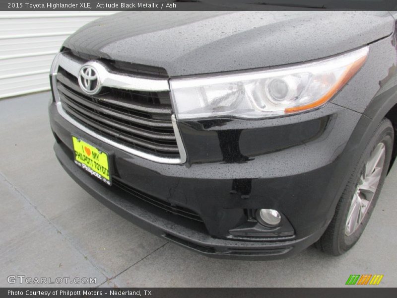 Attitude Black Metallic / Ash 2015 Toyota Highlander XLE
