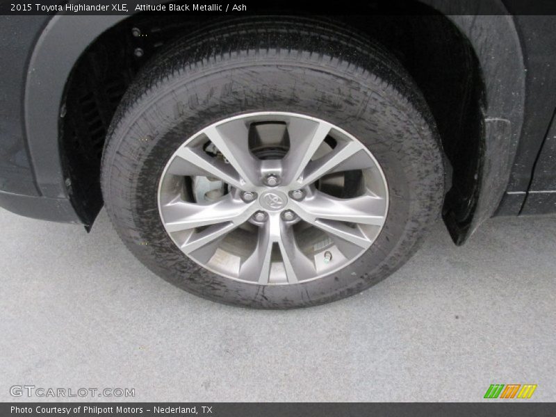 Attitude Black Metallic / Ash 2015 Toyota Highlander XLE